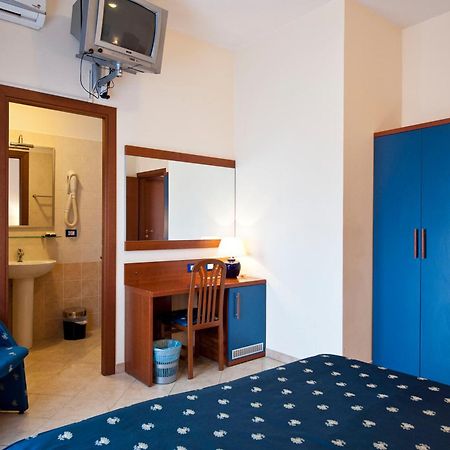 Hotel 4 Pini Rom Eksteriør billede